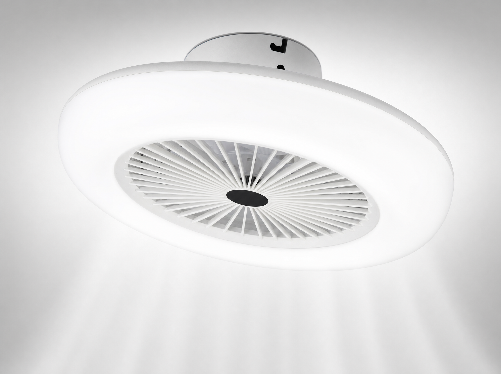 Ventilateur de plafond LED - Votre confort 2 en 1